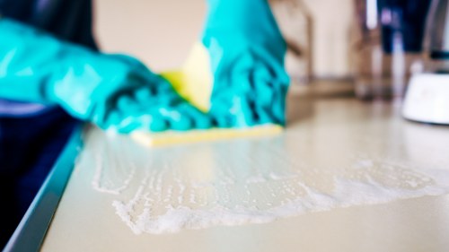 Different carpet cleaning methods and equipment